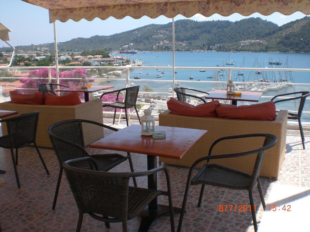 Babis Hotel Skiathos Town Ngoại thất bức ảnh